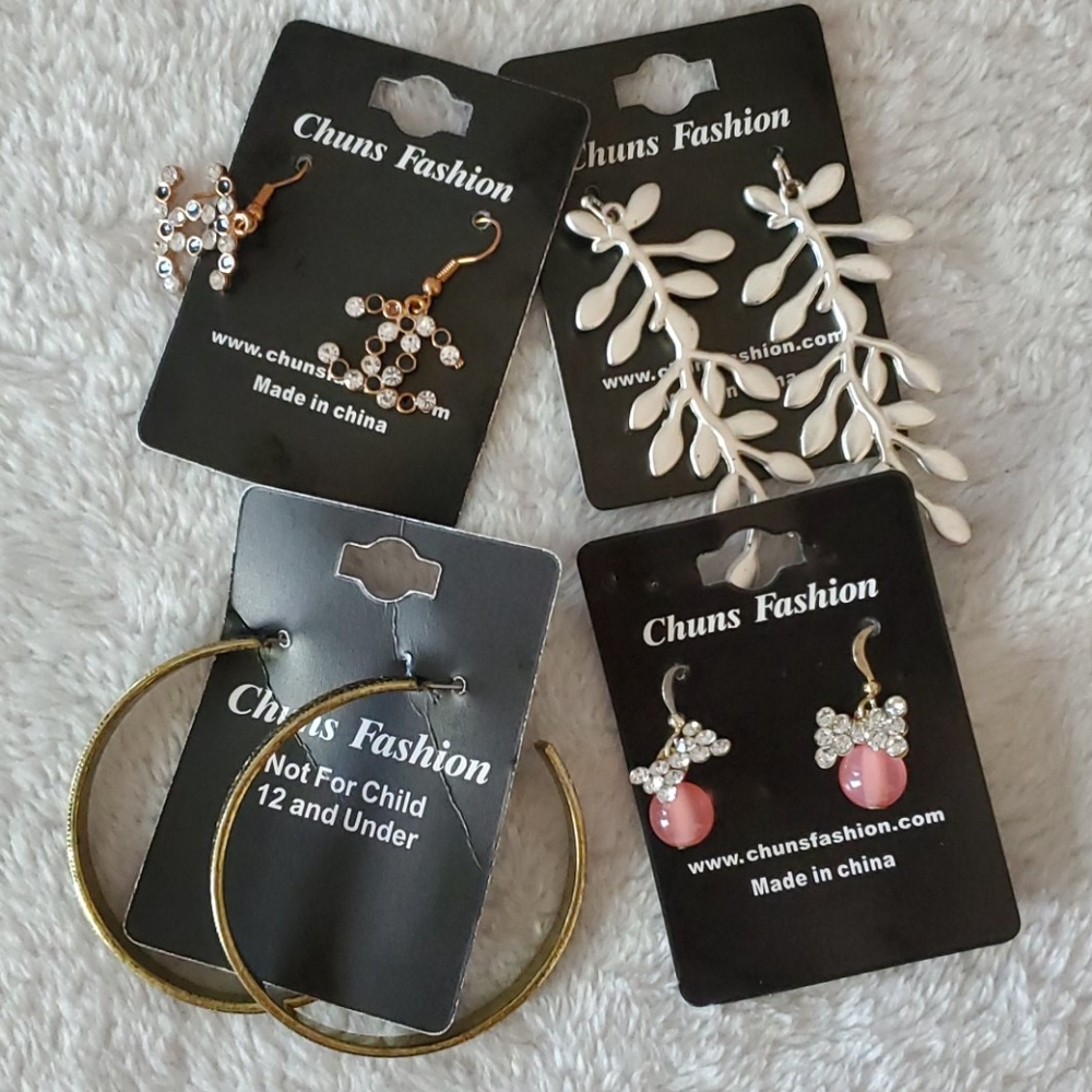 Chuns fashion earrings